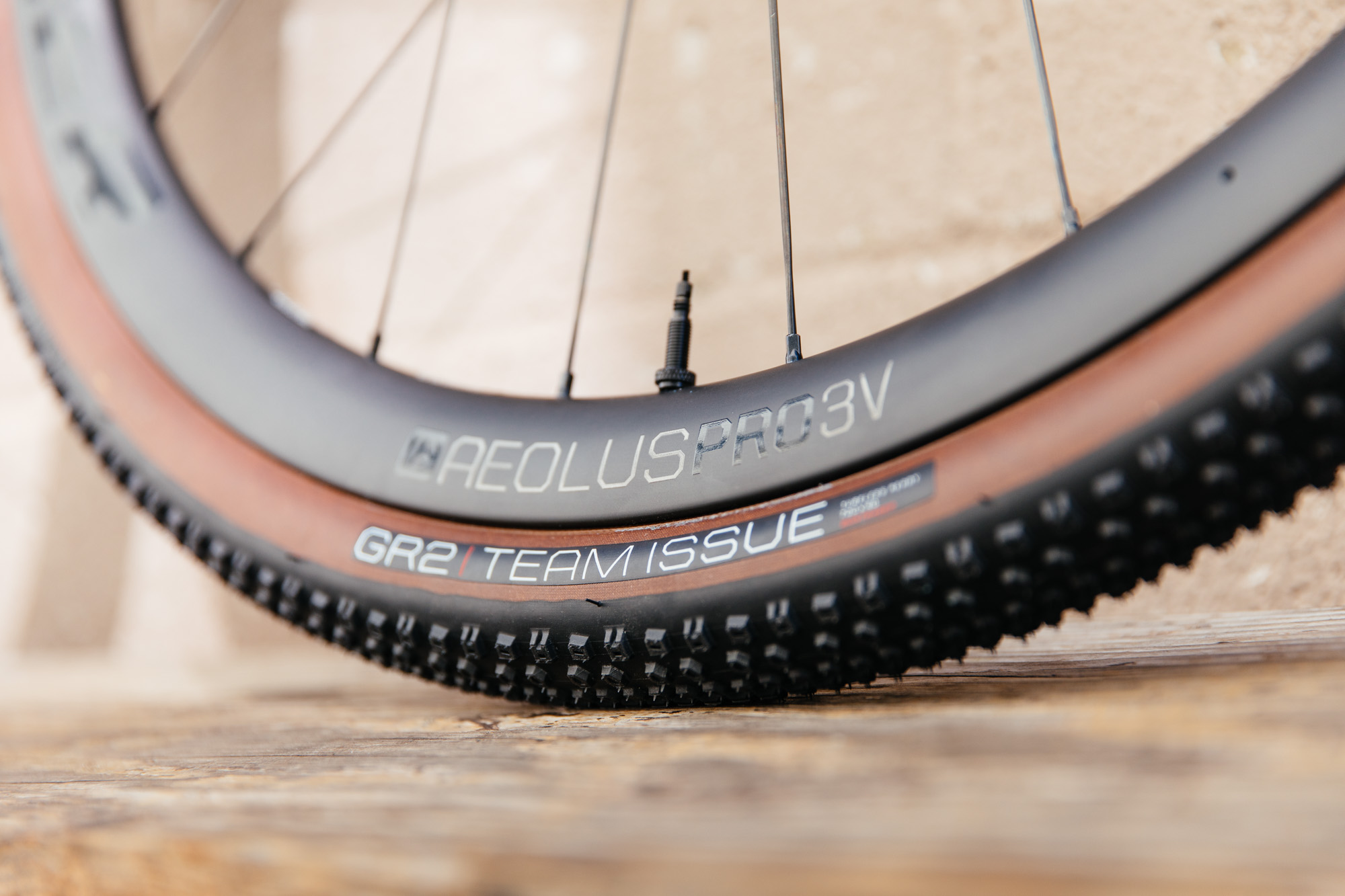 パーツ Bontrager Aeolus Pro 3V Bontrager Aeolus Pro 3V TLR Disc Road Wheel 700c Rear