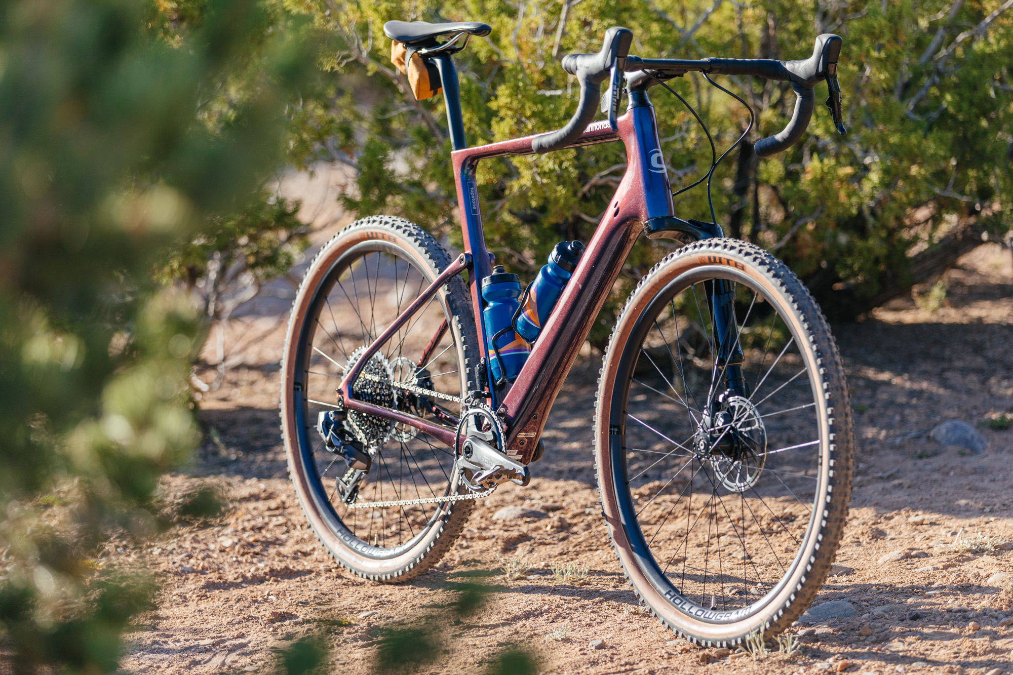 Cannondale TopstoneCarbon、LeftyOliverセット Rebounding with the 2020 Cannondale Topstone 650b and its