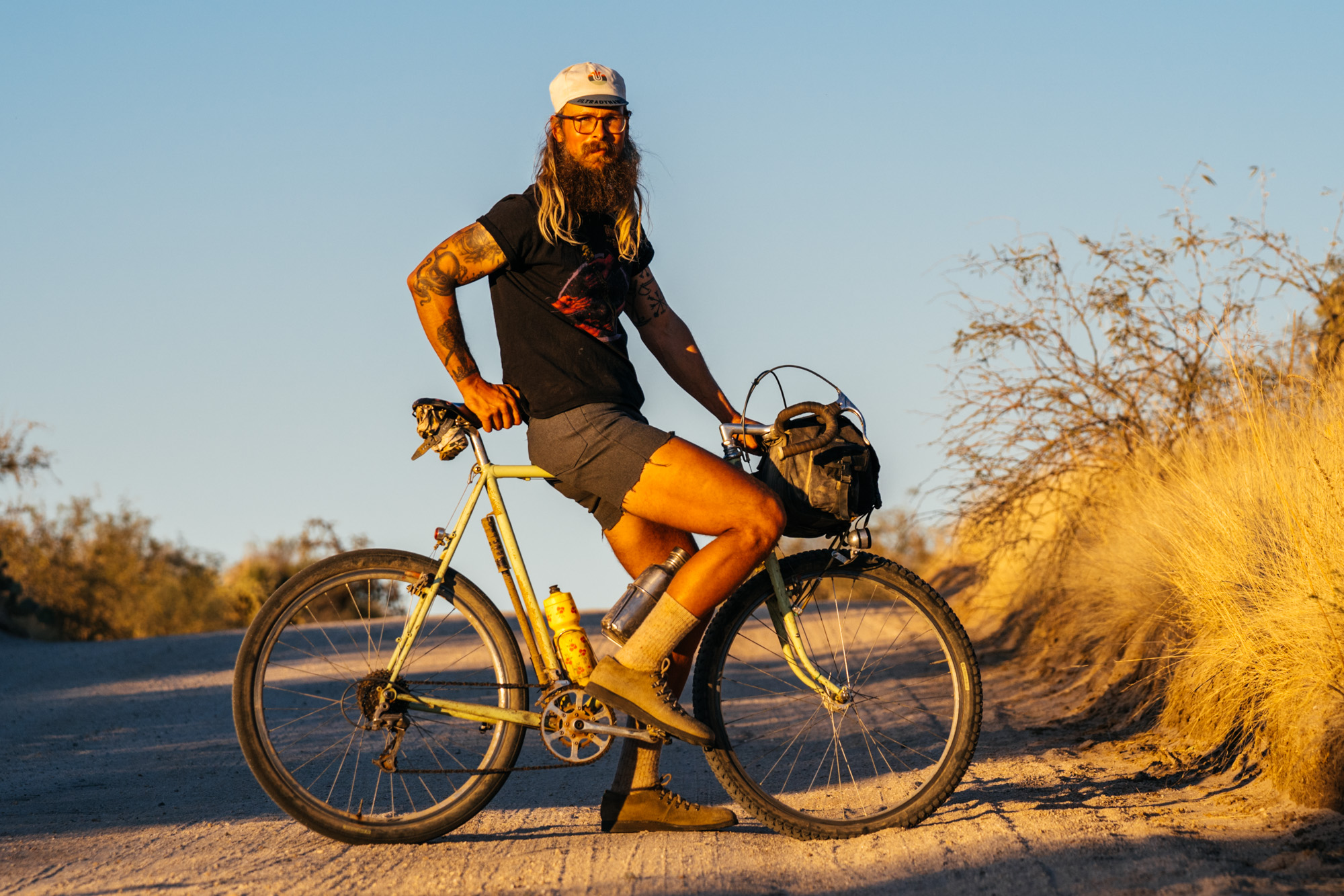 Rubber Baron Ronnie and His 650b Ultradynamico Crust