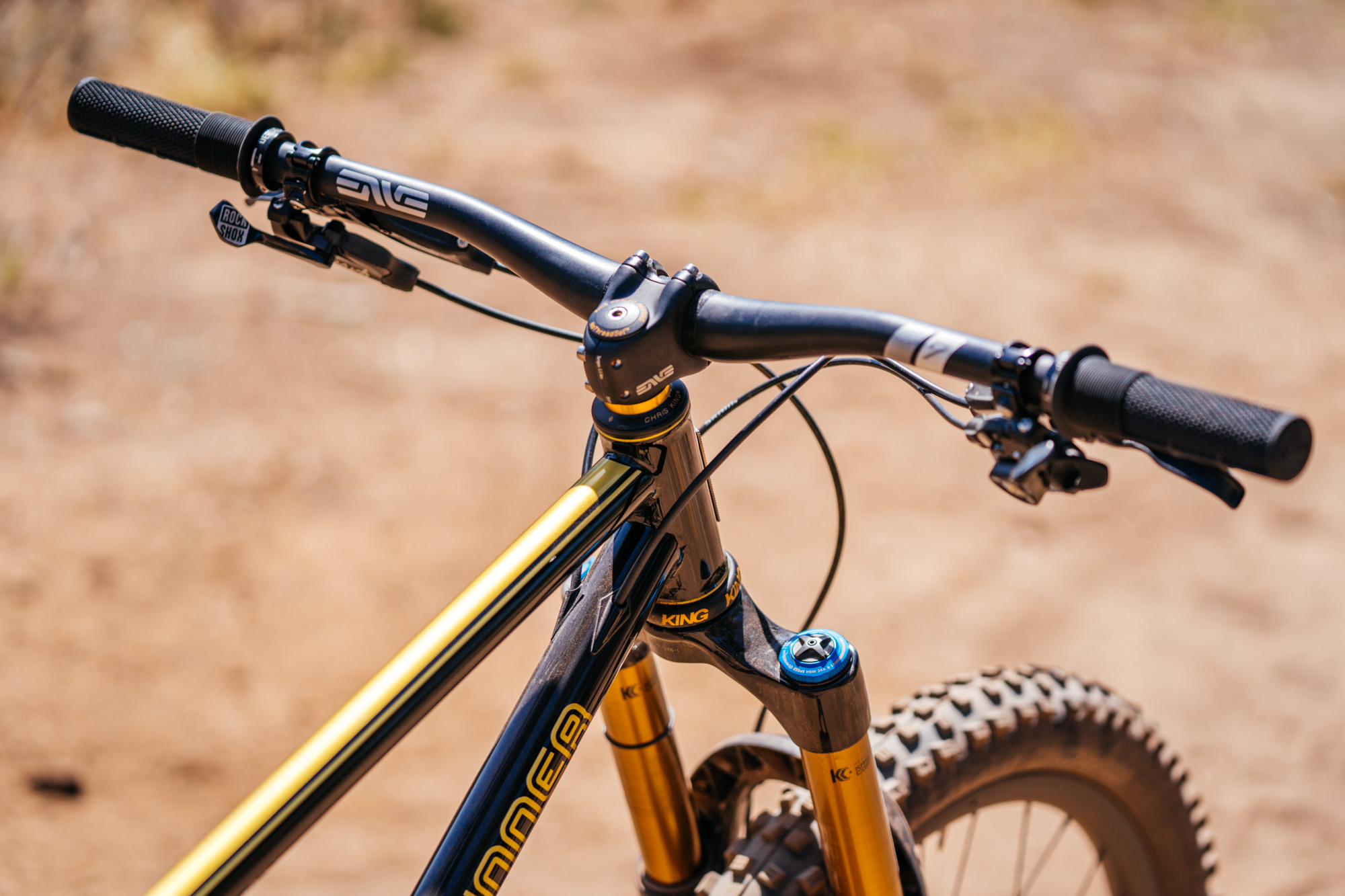 BREADWINNER MTB フレーム bad otis Trail Time with Breadwinner's Bad Otis: A 160mm Travel 27.5