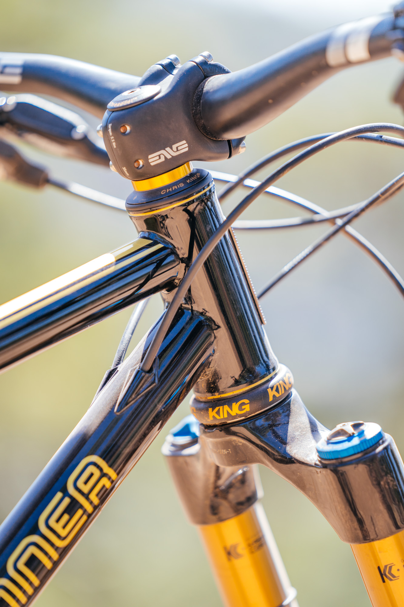 BREADWINNER MTB フレーム bad otis Trail Time with Breadwinner's Bad Otis: A 160mm Travel 27.5