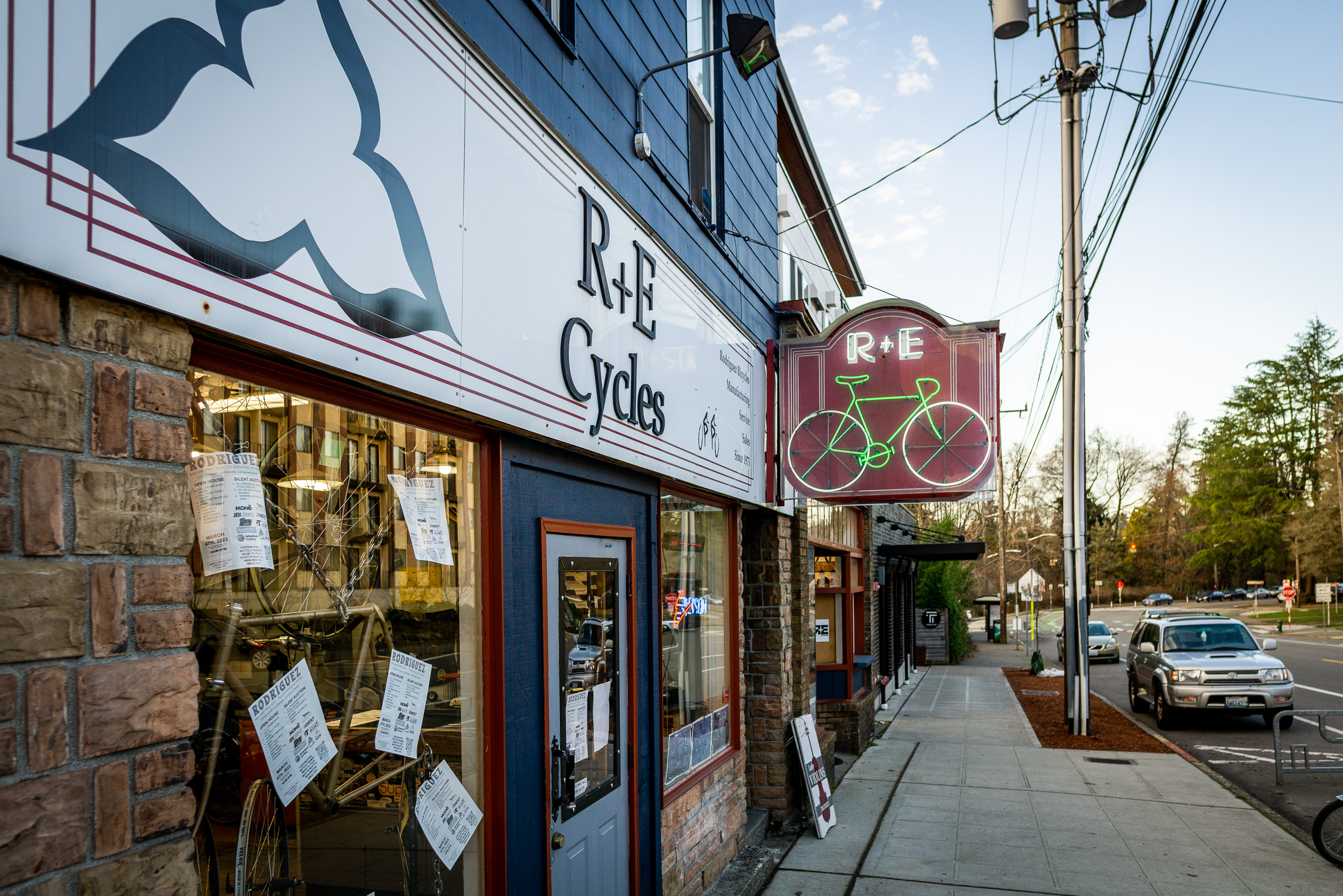 Rcycles R+E Cycles Celebrates 50 Years of Community and Manufacturing in ...