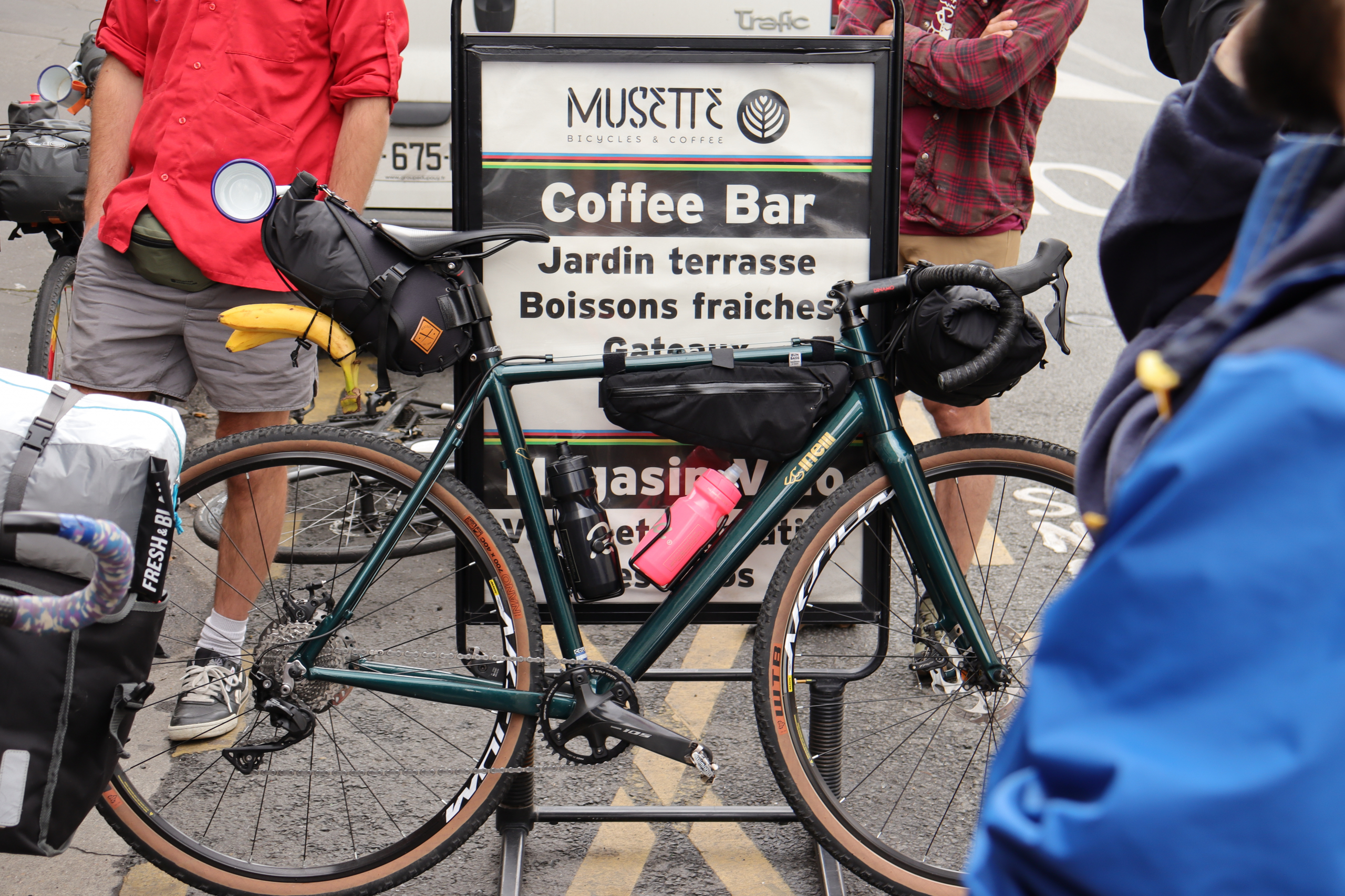 Inside / Out at Musette Bicycles and Coffee in Bordeaux, France ...