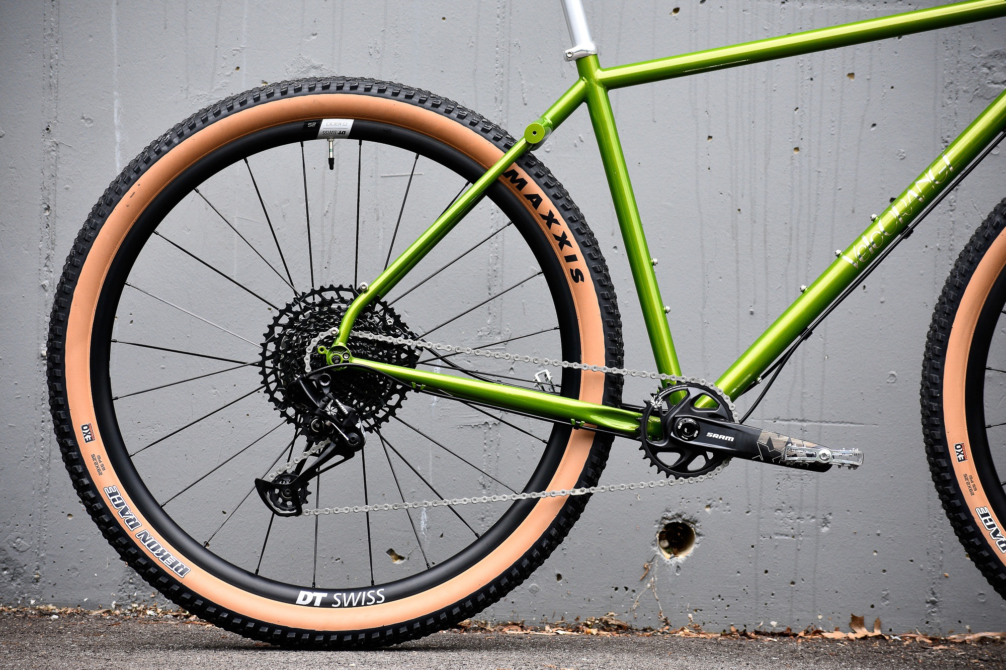 Velo Orange HQ Visit: “Homage to an Ideal” – Nic Morales | The