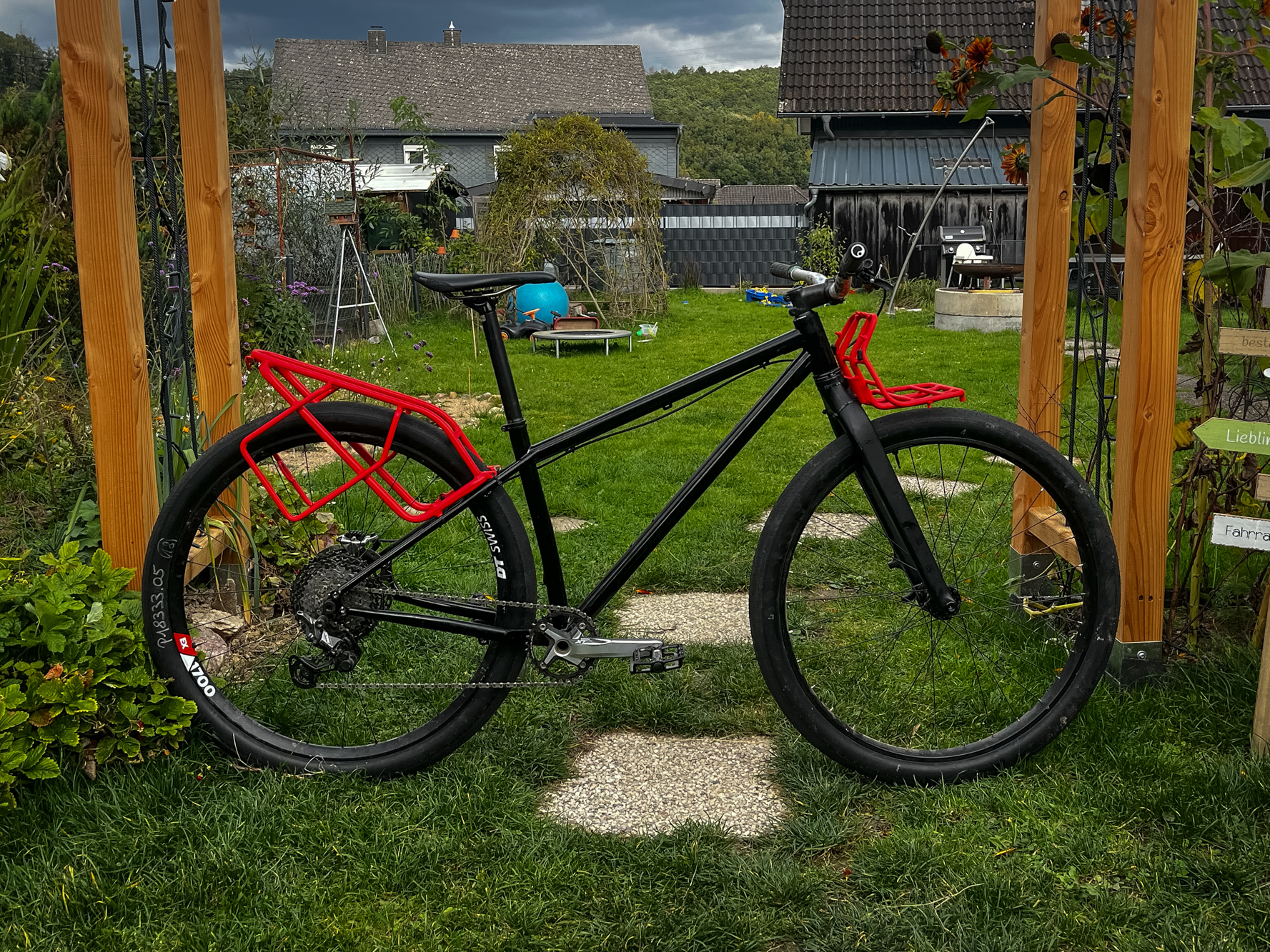 Readers' Rides: 29ravel – Michael's Custom Leafcycles Prototype