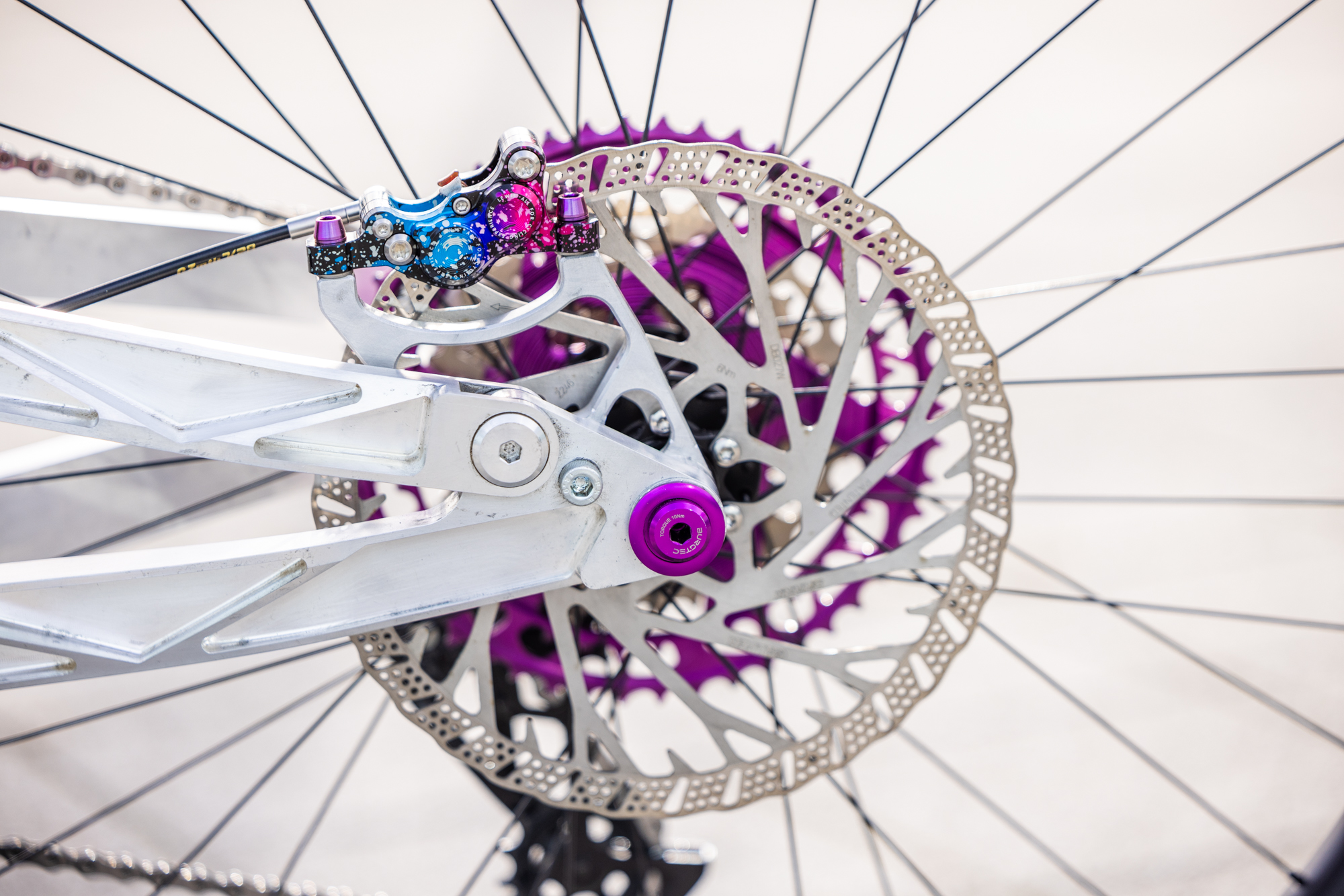 2024 Bespoked Dresden Part 04: Ergon Showcase With Corrent Components ...