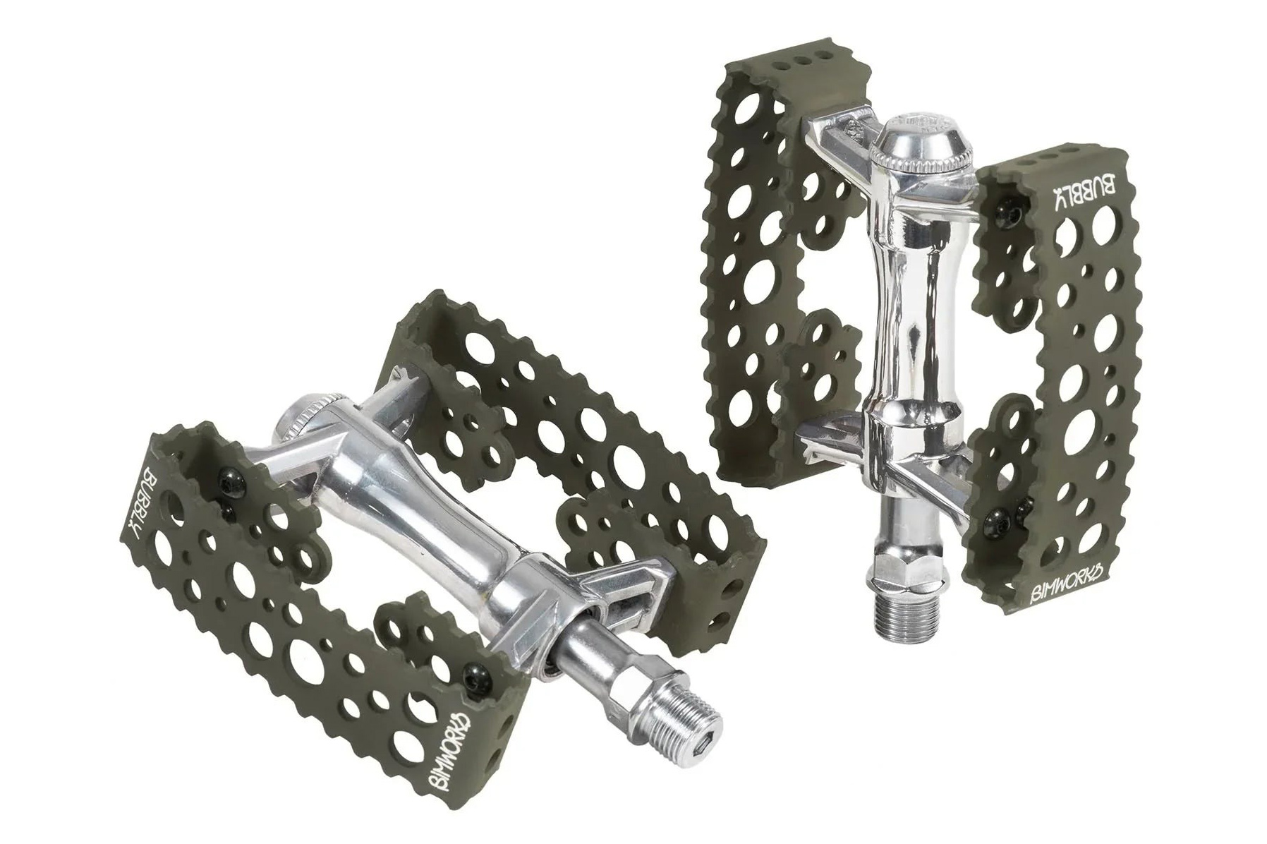 The Sim Works John Bottle Cage | The Radavist | A group of