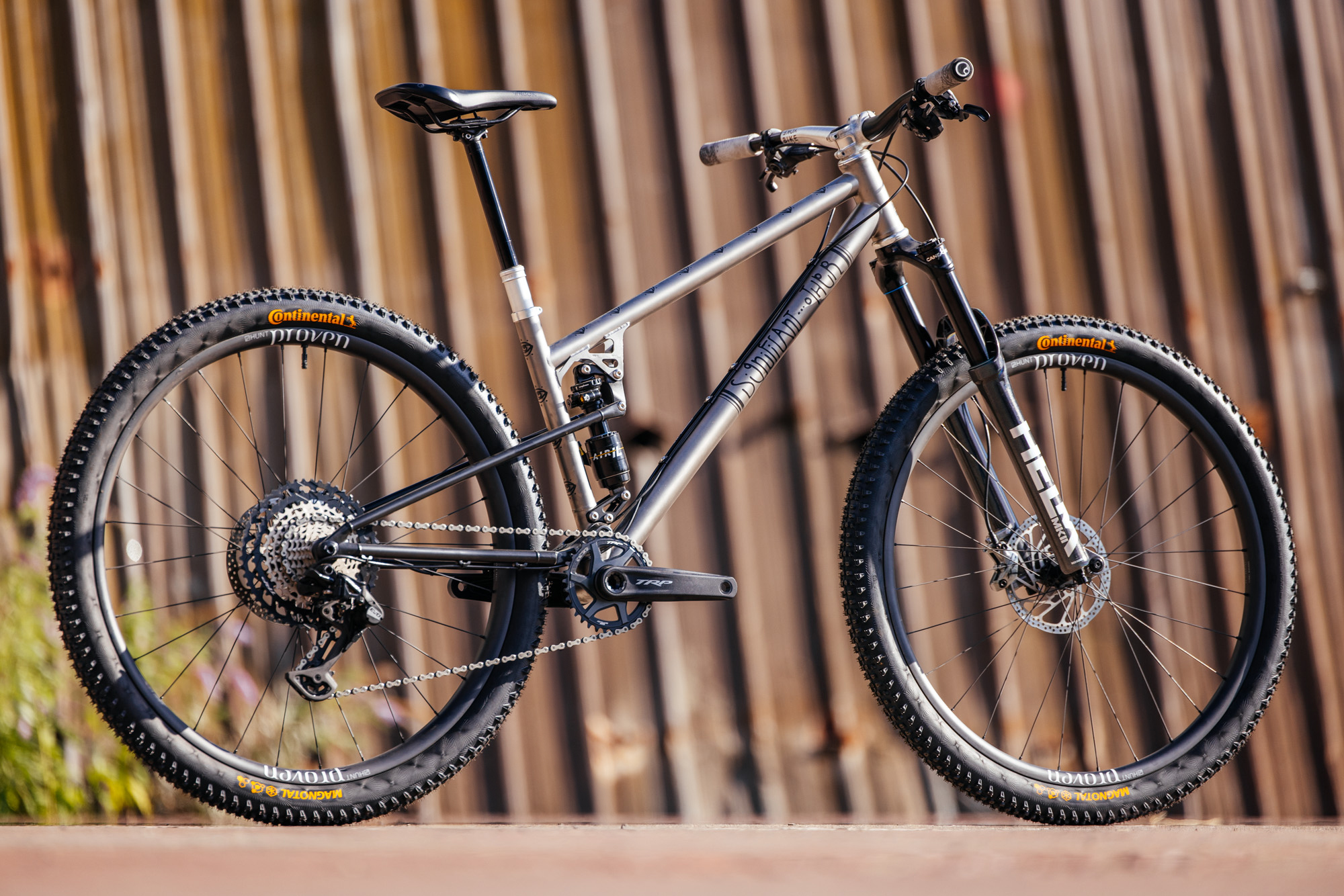 Reckin Rack 2025 Made Bike Show: Significant Other Ded Reckin Titanium Full ...