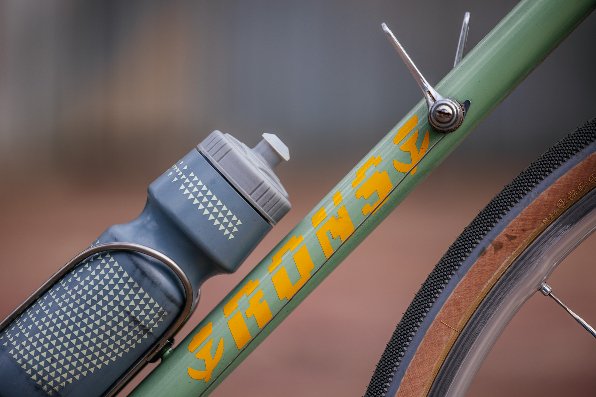 Ronnie Romance and His Hint o’ Mint Safari Rons CR1 Country Road Bike ...