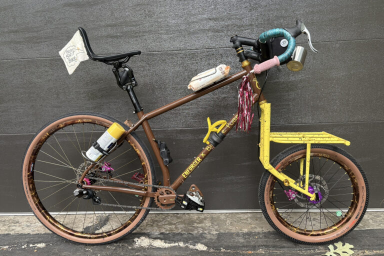 Project Shitbike: This Bike Raised $5670 for Abortion Access