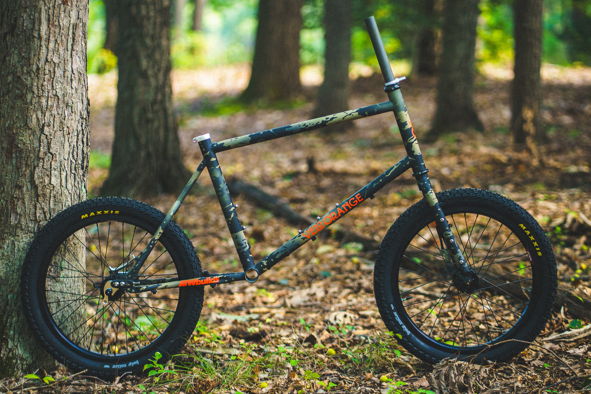 Velo Orange Special Edition Neutrino Raffle For a Great Cause