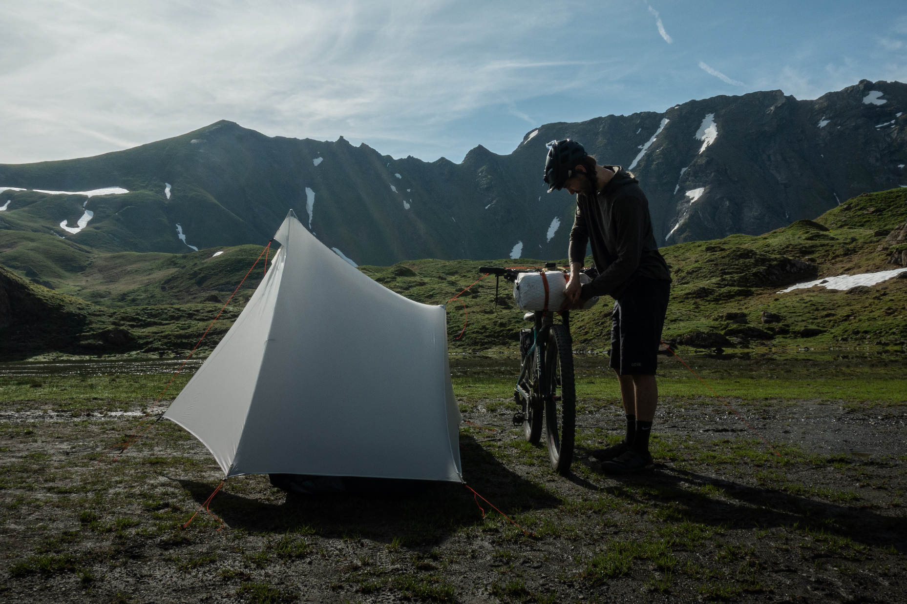 The Aper Apex1 is Very Packable | The Radavist | A group of