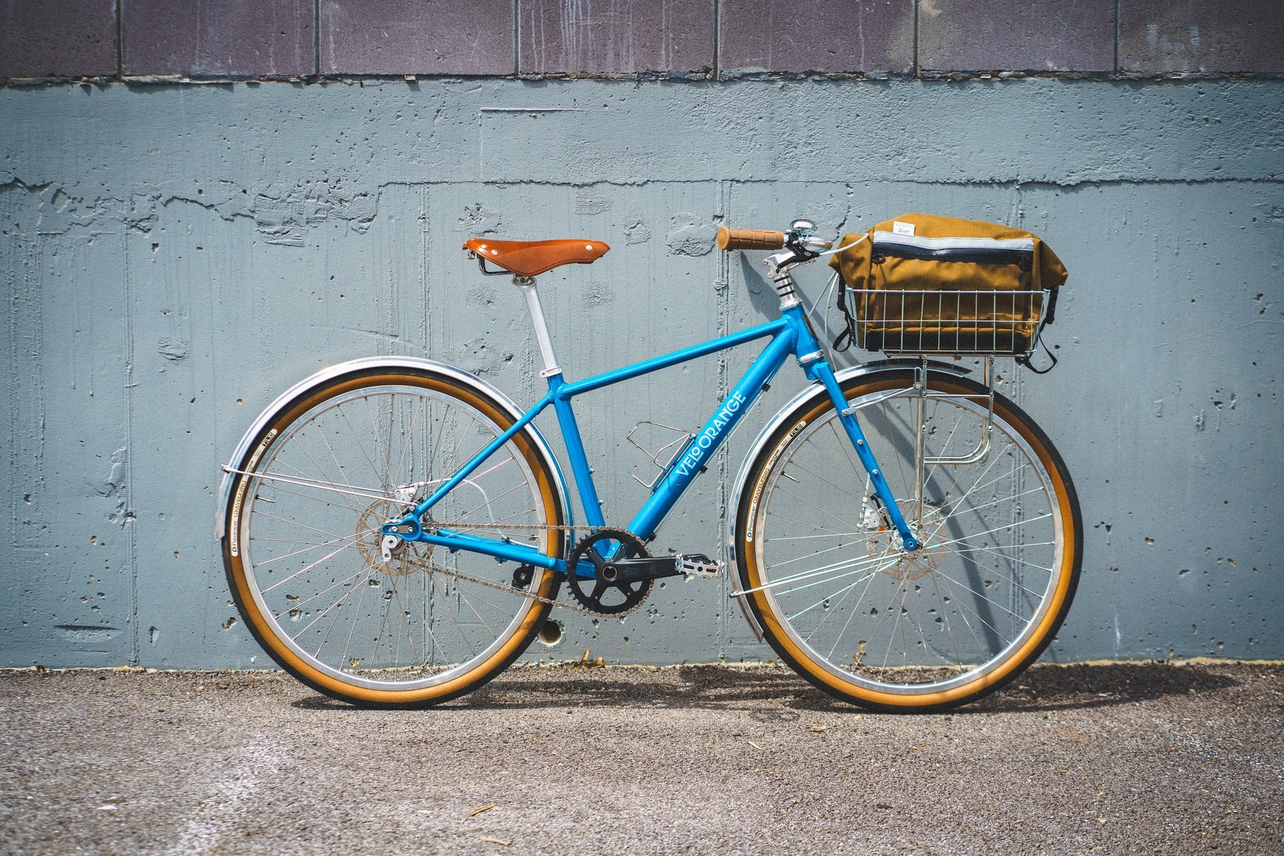 The Velo Orange Chessie Has an Aluminum Frame and a Steel Fork