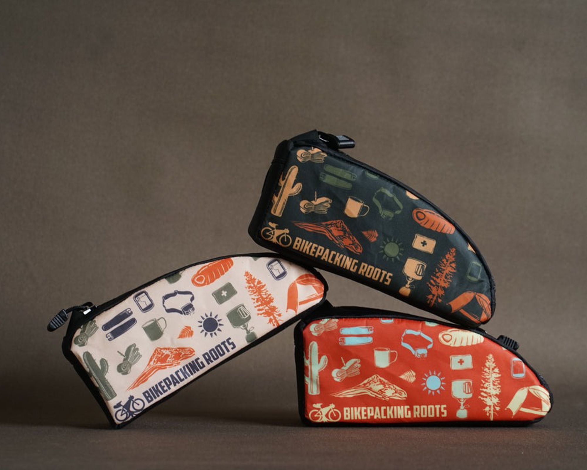 RHODES Moon Nation WAGAMAMA 別注Bungle Limited Edition Bikepacking Roots x Rogue Panda Top Tube Bags