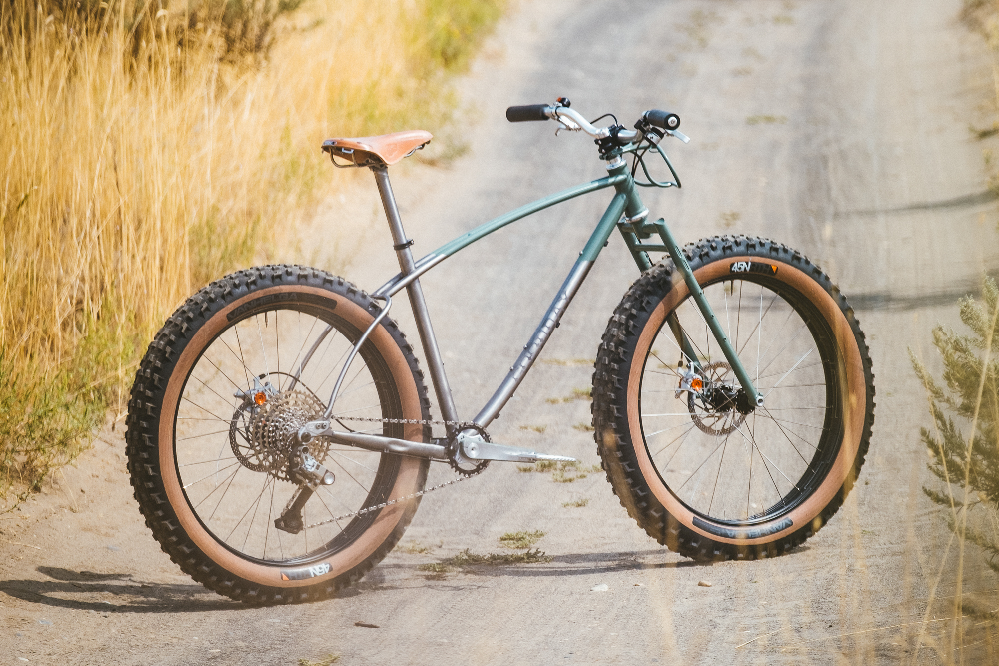 Radical Rigs: Taylor Wallace and Company Just Roly-Polying Along