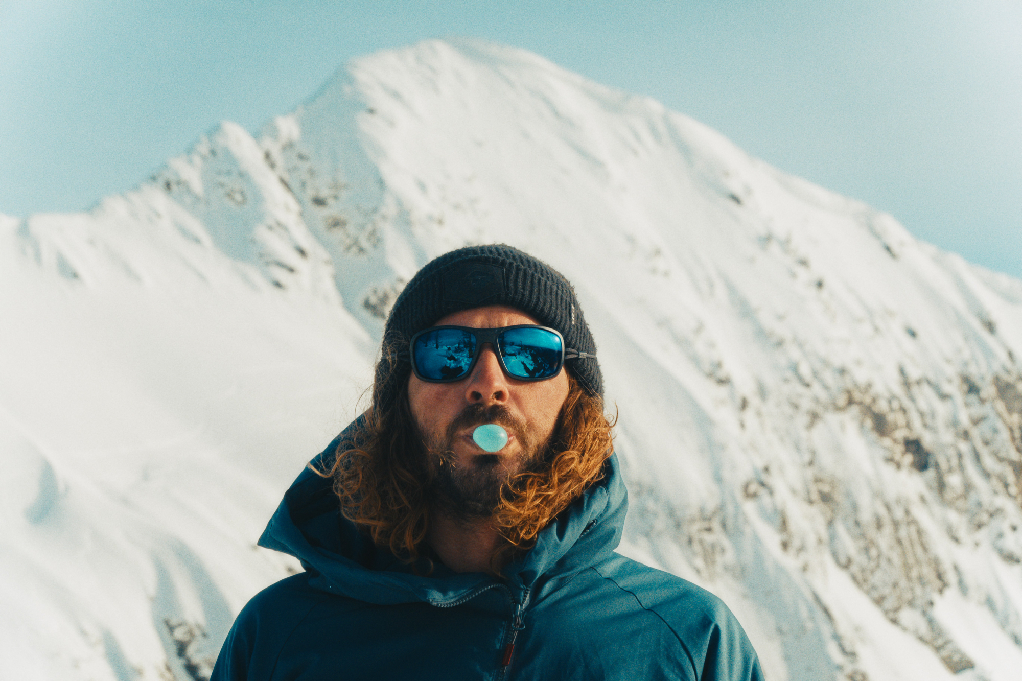 Ombraz Azzurro: A Water-First Full Coverage Performance Sunglass Equipped with ZEISS’ Most Advanced Optics | The Radavist