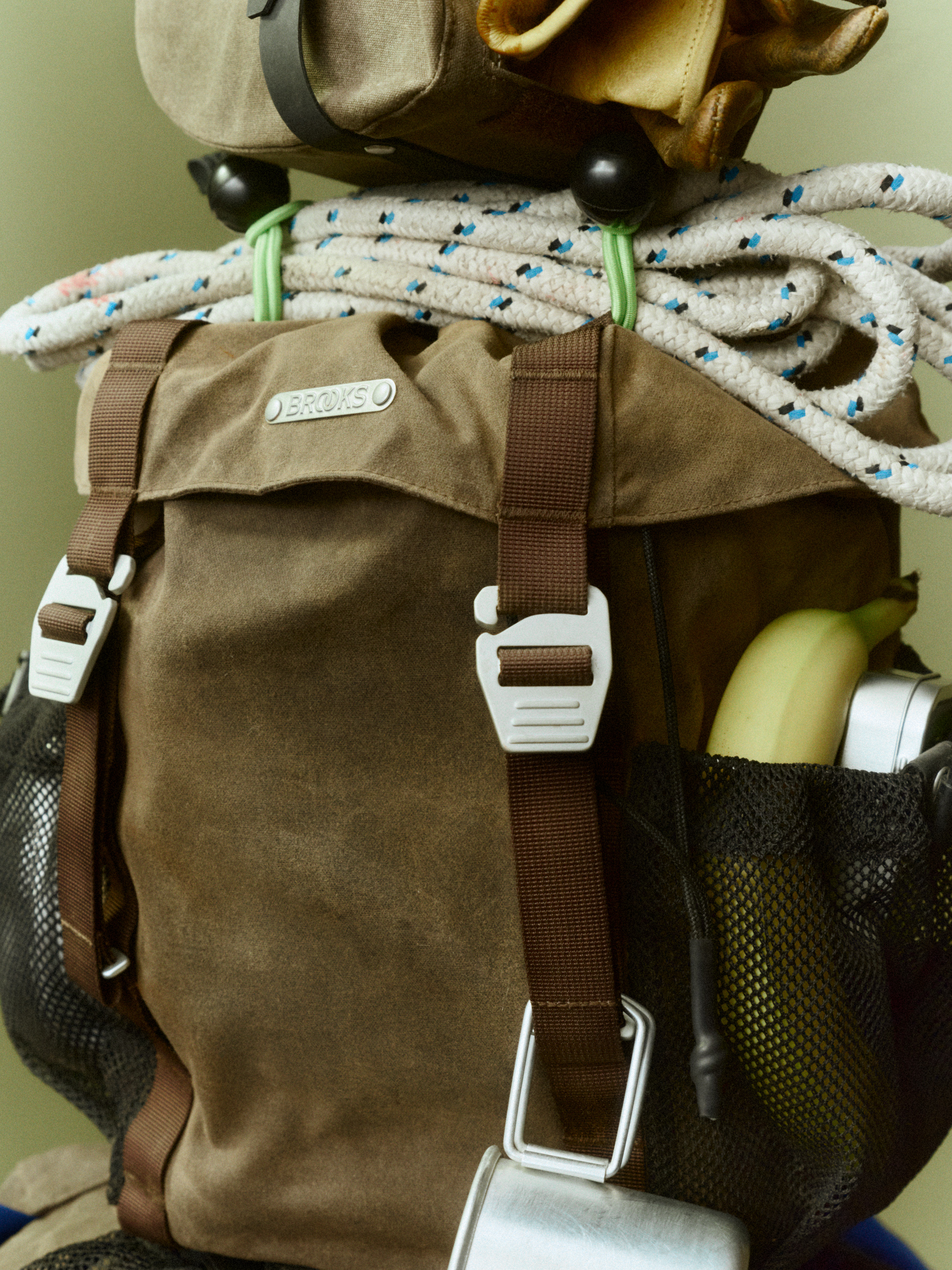 BROOKS ENGLAND バックパック Brooks England Traveling Bags Collection | The Radavist | A group