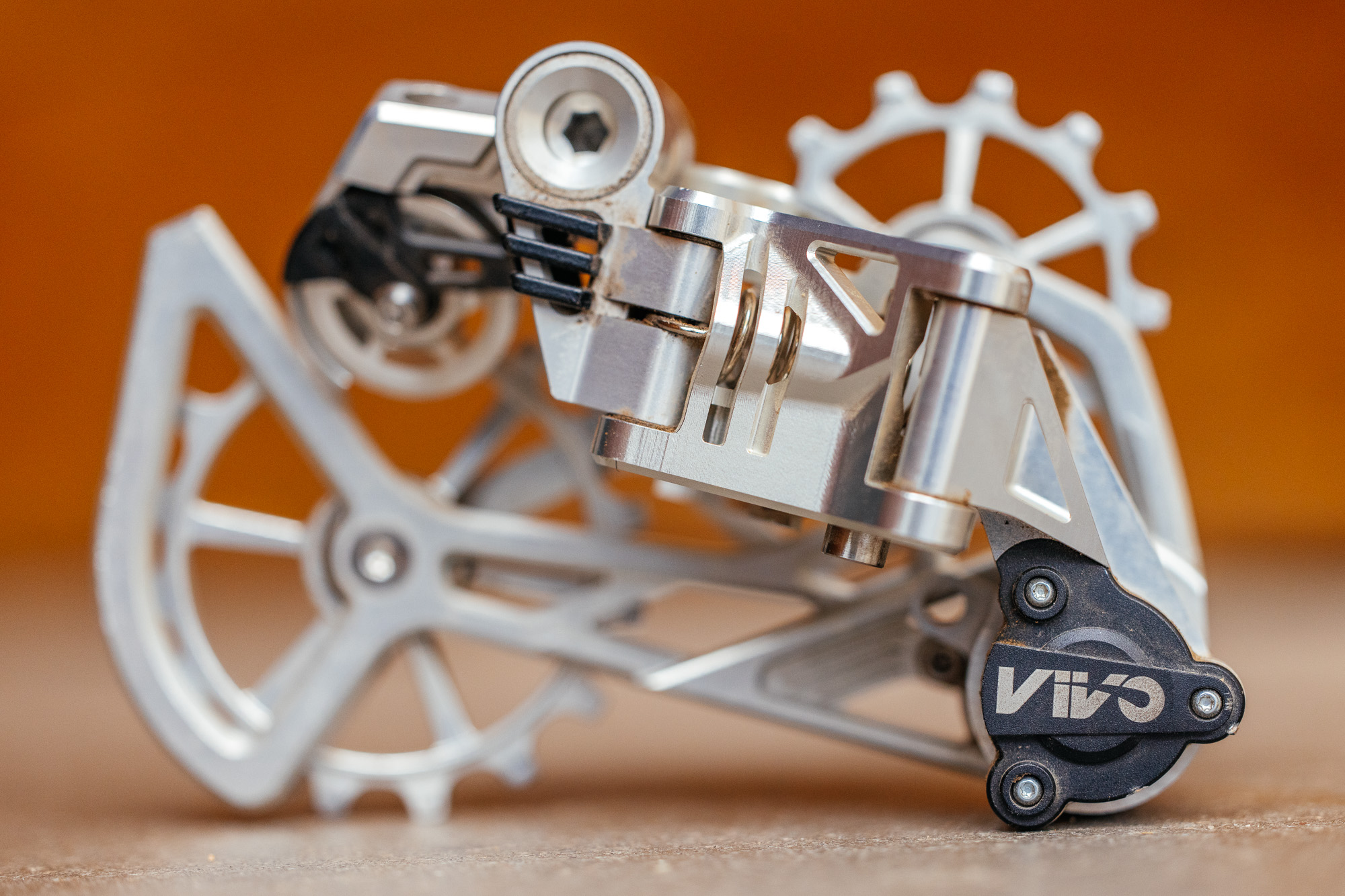 Vivo XC Air Derailleur and Linear Shifter Review: Ex Machina