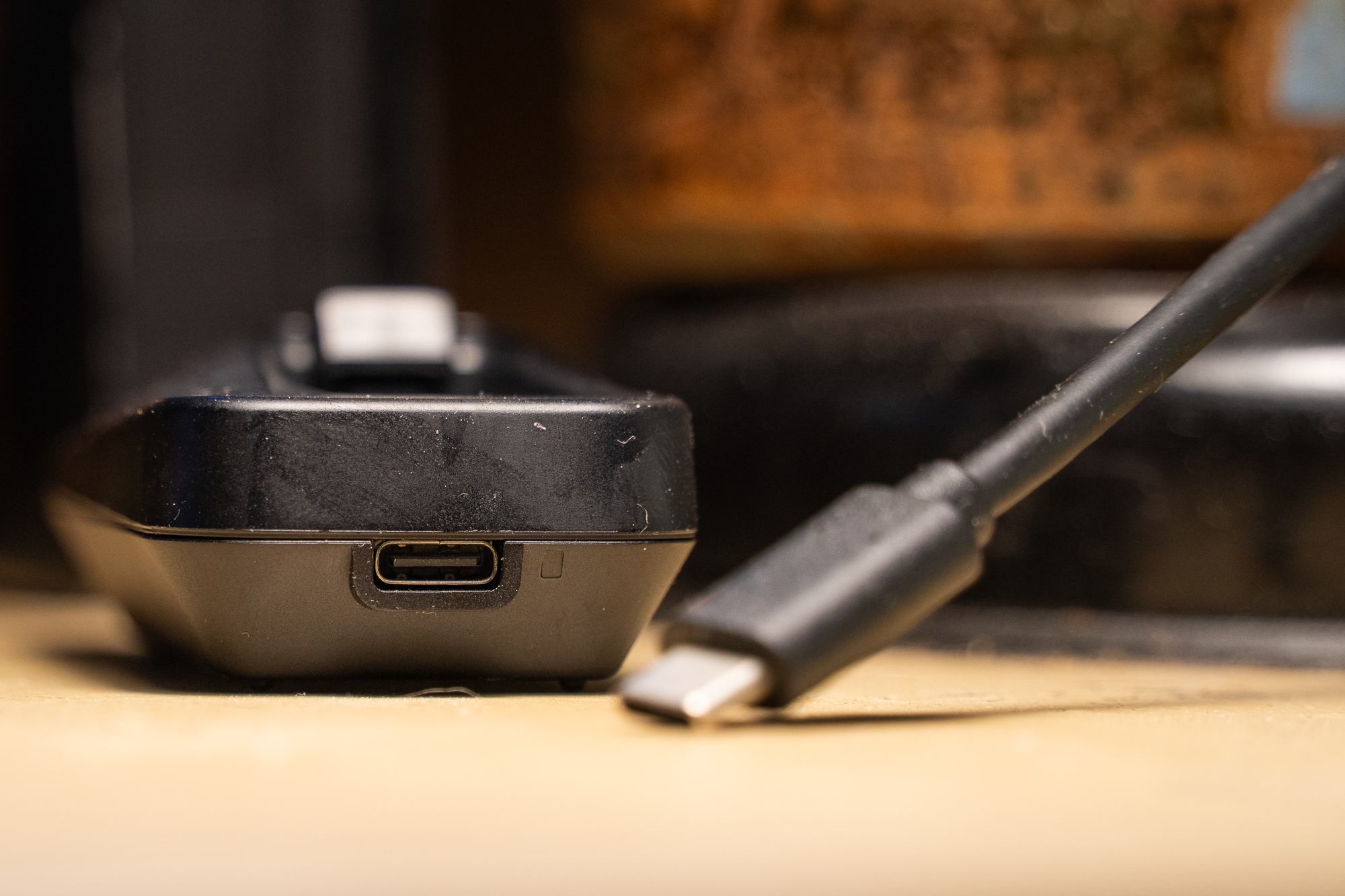 The SRAM AXS Battery Charger Finally Updates To USB-C – Travis